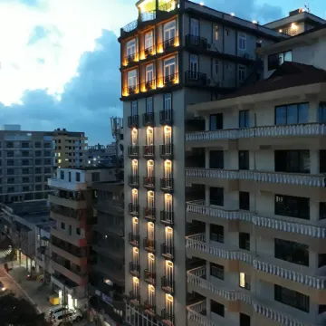 車路士酒店 鄰近尼雷爾國際機場的酒店