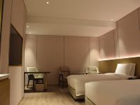 上海浦东温德姆酒店 - 高级双床房(无窗)