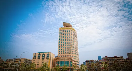 Wuhan Mayflowers Hotel (Wuchang Railway Station Zhongnan Road Metro Station Branch)