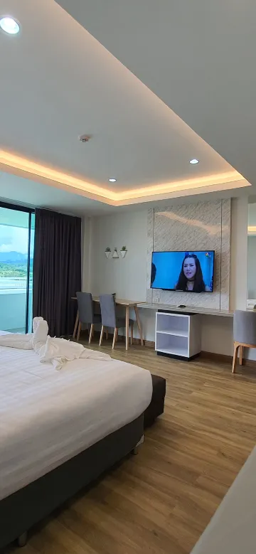 ห้องดีลักซ์วิวทิวทัศน์ภูเขา(เตียงใหญ่)