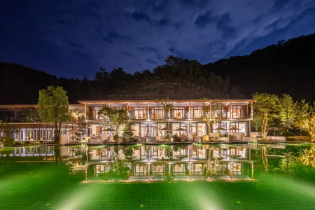 Yuandao international qiandao lake Отели в г. Чуньань