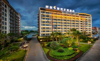 Yunyi Zhenyue Garden Hotel