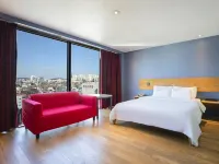 La Villa Hotel Hotels near Gupabal Station