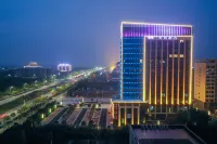 Mercure Hotel Xinyangdong Railway Station