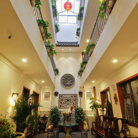Xi'an Shuyuanli Homestay (Bell and Drum Tower Yongningmen Subway Station) Отели рядом с достопримечательностью «Ворота Yongning Men»