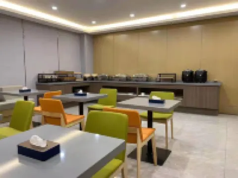 Weston Hotel (Lianyungang Donghai People's Square) โรงแรมในตงไห่