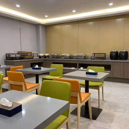 Weston Hotel (Lianyungang Donghai People's Square)