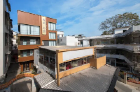 Xihu Yingxiu Xinsu Guesthouse Hotel berhampiran Chaojingmen