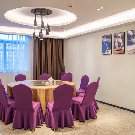 Metropolo Jinjiang Hotels(Fuzhou Three Lanes And Seven Alleys east street)
