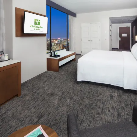 Holiday Inn & Suites MONTREAL CENTRE-VILLE OUEST by IHG Hotels in Montreal