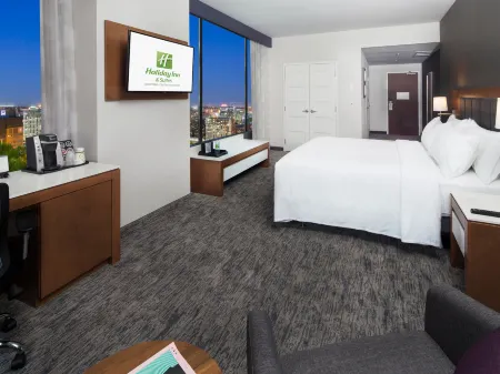 Holiday Inn & Suites Montreal Centre-Ville Ouest