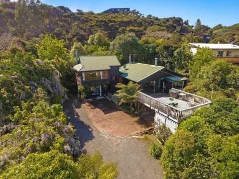 Coromandel Apartments