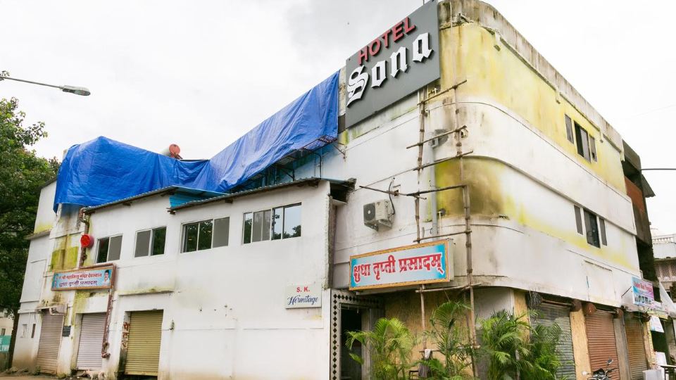 OYO 46021 Sona Lodging