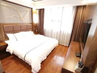 威尼思酒店(贵阳林城西路地铁站店) - 商旅优选大床房