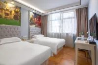 Longgang Longhua Hotel