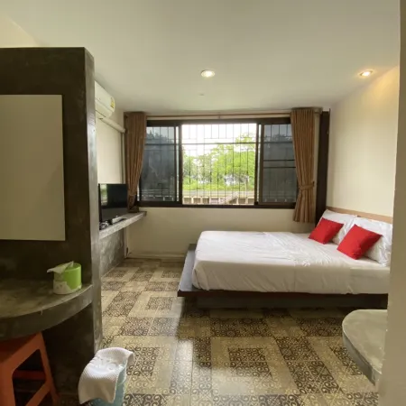 Laluna River House