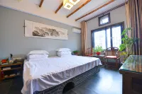 Mount Yunqiu Yaodong Courtyard Hotels in Xiangning