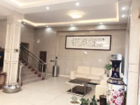 Paradise Hotel