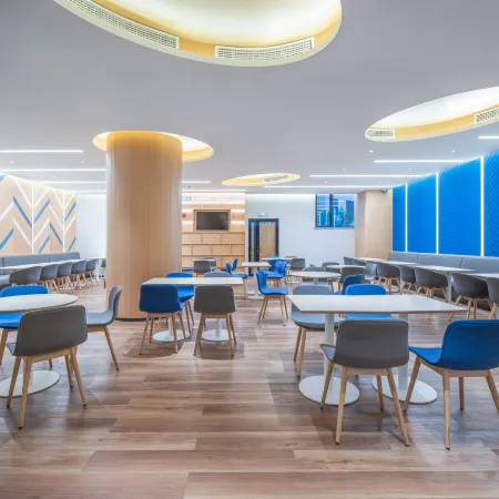 Holiday Inn Express DONGYANG HENGDIAN by IHG