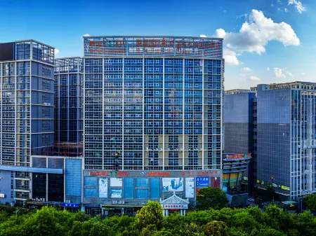 Vienna International Hotel (Shenzhen Longgang Lilang Branch) Отели рядом с достопримечательностью «Shenzhen Fenghuangshan National Mining Park»