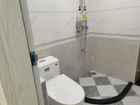 Huayue Hotel (Longhaixinyungu Branch)