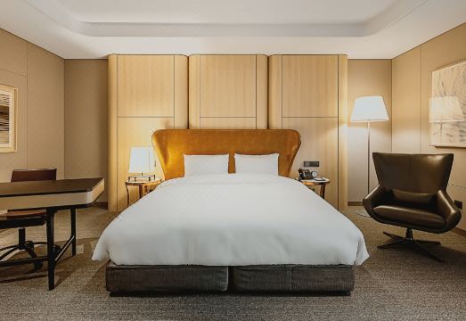 호텔 조식 및 부대시설