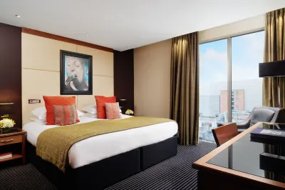 Hard Days Night Hotel Liverpool リバプールのホテル