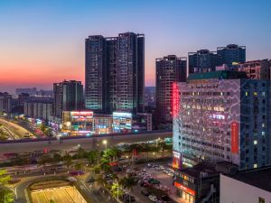 Zhuhai Beijing Hotel (Jinan University Pearl Station Branch)