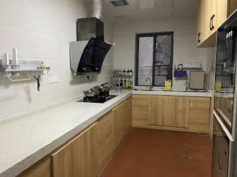 Time Inn Theme Hotel (Qilou Old Street Riyue Square Duty-Free Shop) Отели рядом с достопримечательностью «Nanya Plaza»