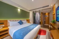 Marriott Guihuang Hotel (Guigang High - speed Railway Station Branch, Keshi World Plaza Branch) Hotels in Guigang