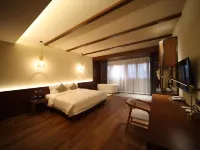 Riverside Inn Hotels in Hanshan