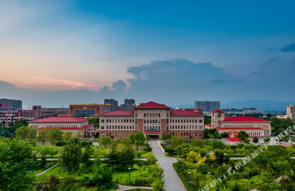 山東龍泉書苑大酒店
