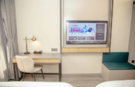 Homeinn Selected Hotel (Heze Dingtao Wantai City)