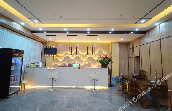 惠來縣新維雅斯公寓