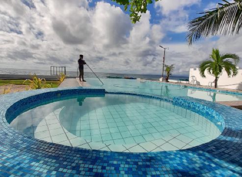RRJ’S BEACH RESORT
