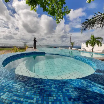 RRJ’S BEACH RESORT