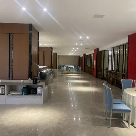 Rucheng Qianjun Grand Hotel
