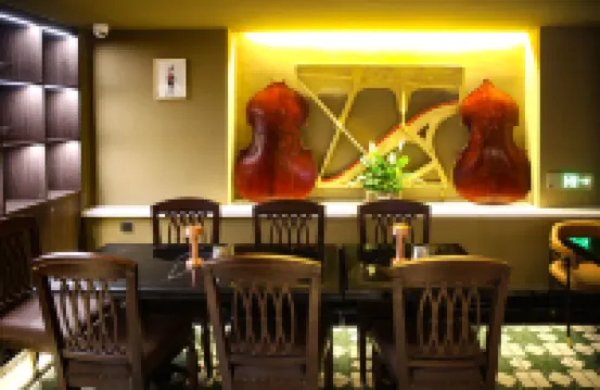 ROTES HAUS MUSIC&HOME