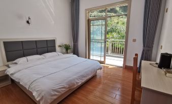 Shennonggu Qingyuan No.11 Homestay