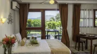 Best Western Tamarindo Vista Villas Hotels in Villareal