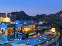SYYF Lijiang River Courtyard Hotel,Guilin( Elephant Trunk Hill and Two Rivers & Four Lakes) Hotel a 