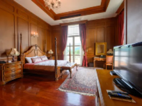 โรงแรม และ รีสอร์ท ชาโต เดอ เขาใหญ่ โรงแรมในปากช่อง