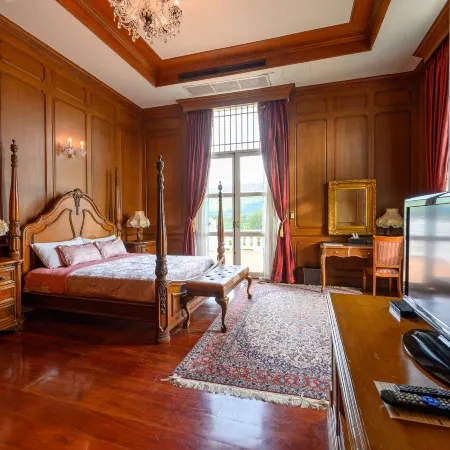 Chateau de Khaoyai Hotel & Resort