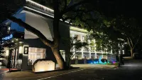 Nostalgia S Hotel (Hangzhou West Lake ) - con vistas a la montaña