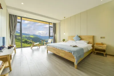 Longji Yunqi Homestay (Longji No. 2 Viewing Platform) 룽지 계단식논 자연경관지구/고대 장족마을 호텔