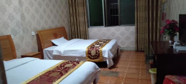 Fuyuan Hotel Hotels in Yuping