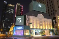 FIFTH AVENUE Hotels in Taichung