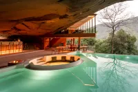 Jianglu Yalugu Hotel Hotel di Chishui