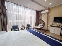 Yiyang Boutique Hotel