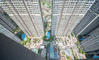 1. Yu House..